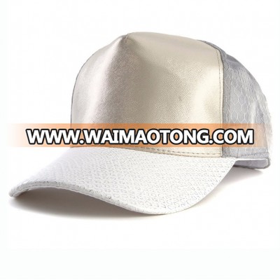 Wholesale Snapback Caps Leather Brim Baseball Cap 5 Panel with Your Own Logo